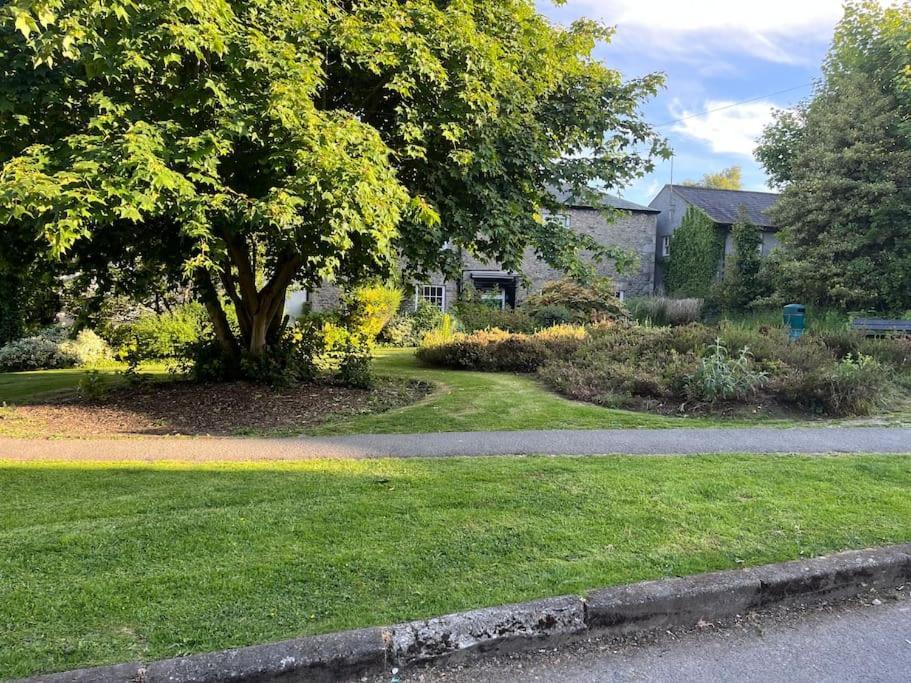 Wee Toad Hole Heart Of Kendal - Cottage Sleeps 4-6 - Dogs Welcome Eksteriør bilde