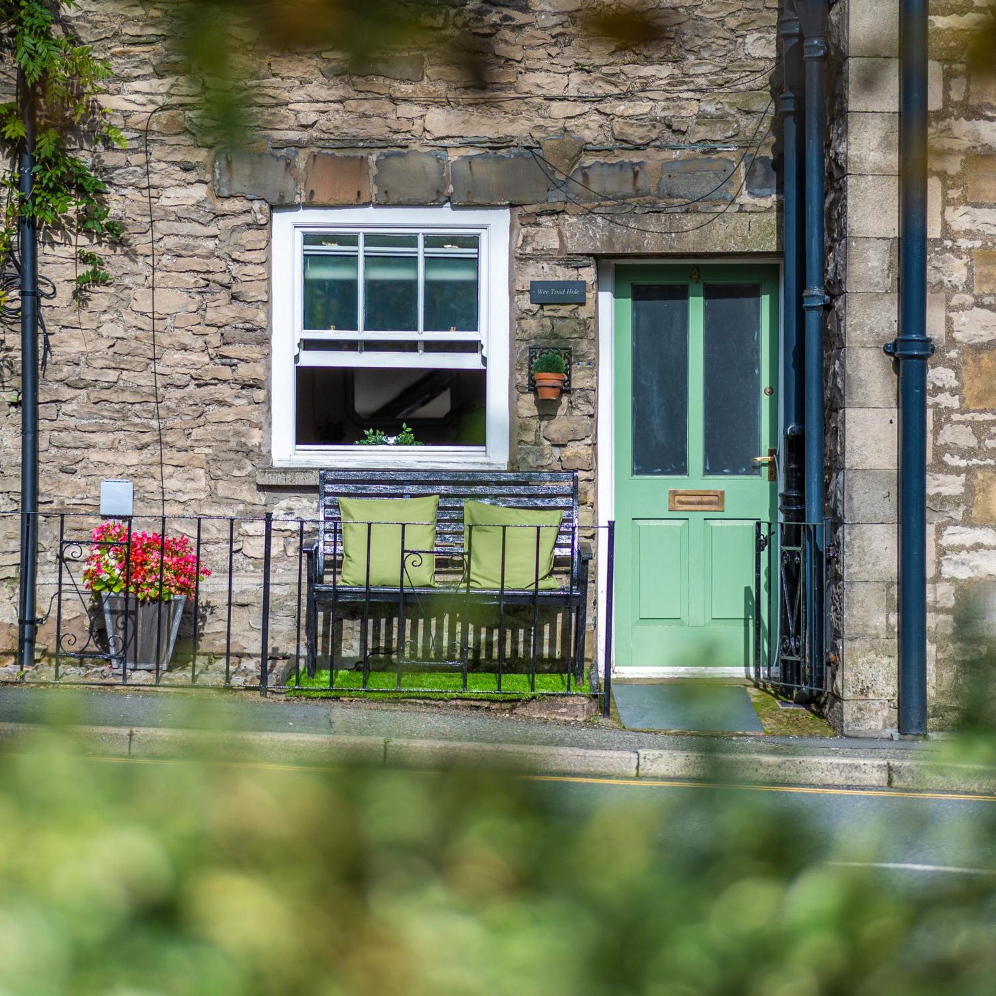 Wee Toad Hole Heart Of Kendal - Cottage Sleeps 4-6 - Dogs Welcome Eksteriør bilde